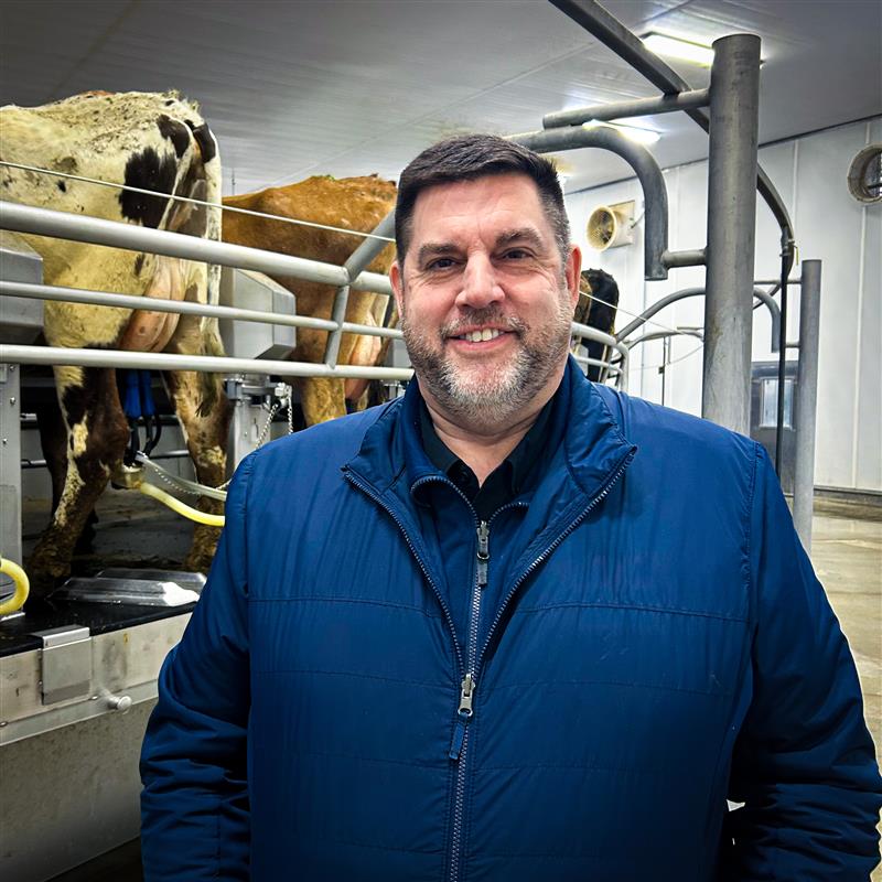 Joel Ledermann headshot